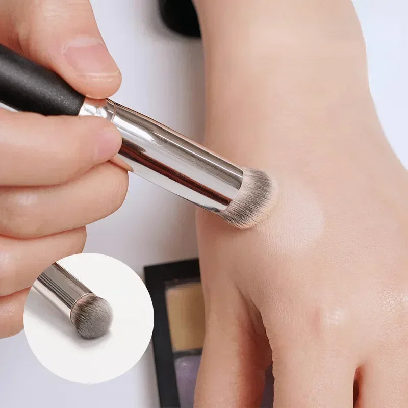 Premium Foundation & Concealer Brush